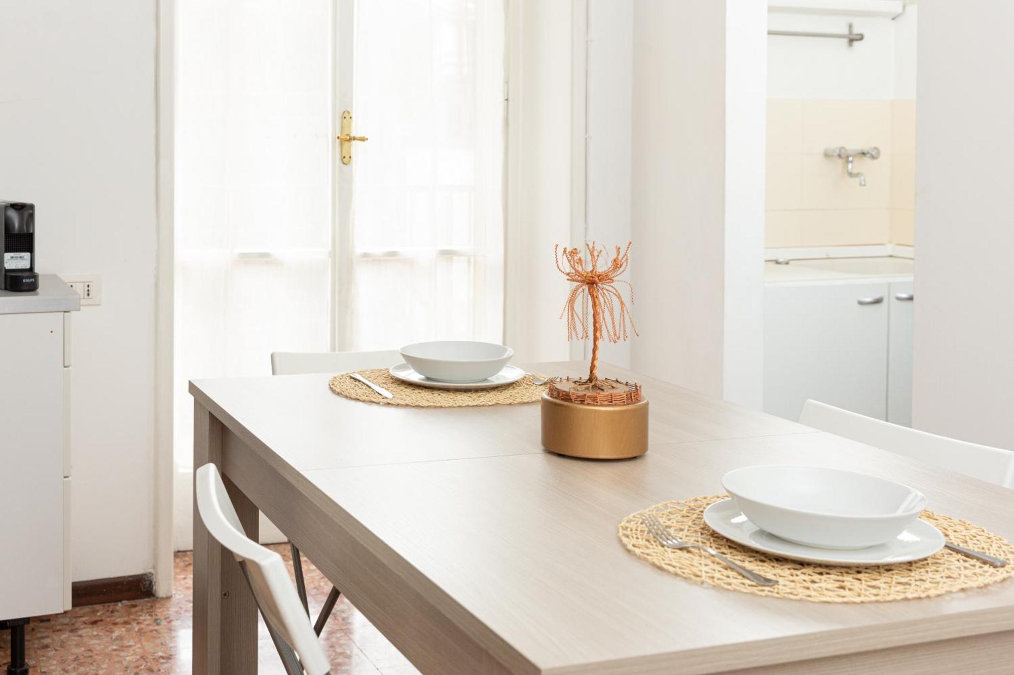Picasso - Spacious Exclusive Apartment Milano Dış mekan fotoğraf